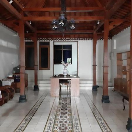 Joglo 21A Hotel Yogyakarta Exterior foto
